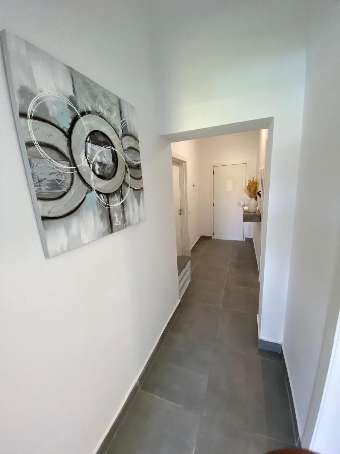 Casa Com Terraco E Piscina Sagres Apartment Exterior photo