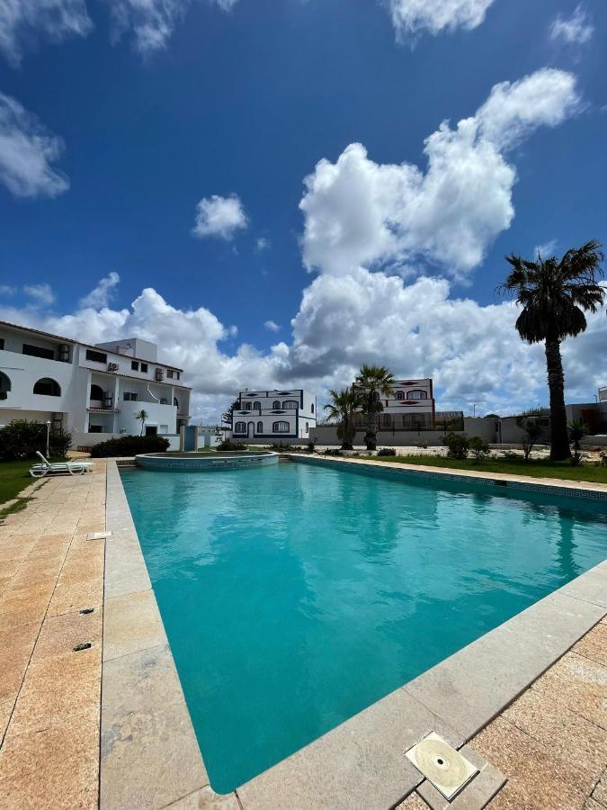 Casa Com Terraco E Piscina Sagres Apartment Exterior photo